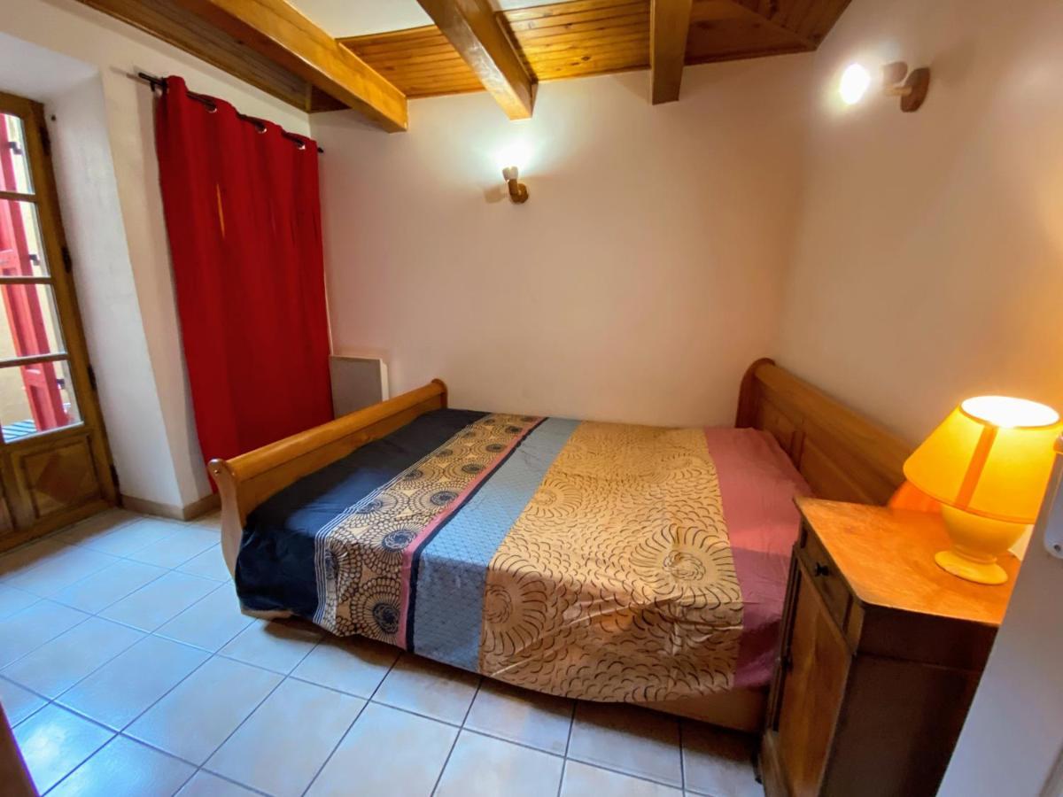 Appartement 4 Pers Plein Centre Ville, Wifi, Balcon Laragne-Monteglin Exterior photo